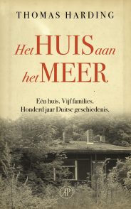 Het huis aan het meer.jpg