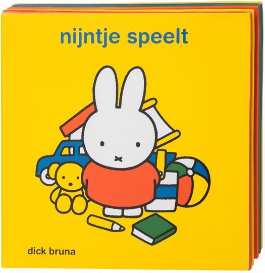 Nijntje speelt .jpg